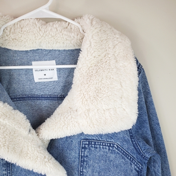 Celebrity Pink Size M Sherpa Button Up Denim Jean Jacket With Pockets - Picture 6 of 13